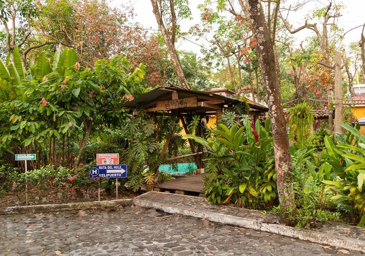 Mansion Los Guichos Santa Cruz Mulua Exteriör bild